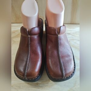 Born Patent Pending  Brown Leather Mules Clogs Women size 8
